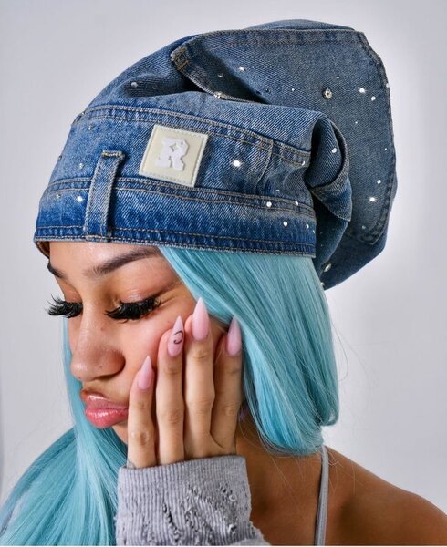 Beanie en denim avec strass