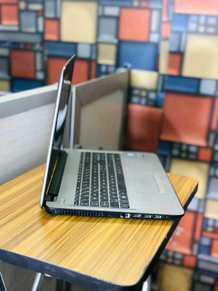 HP Portable Léger et Puissant