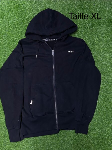 Sweat à capuche tendance