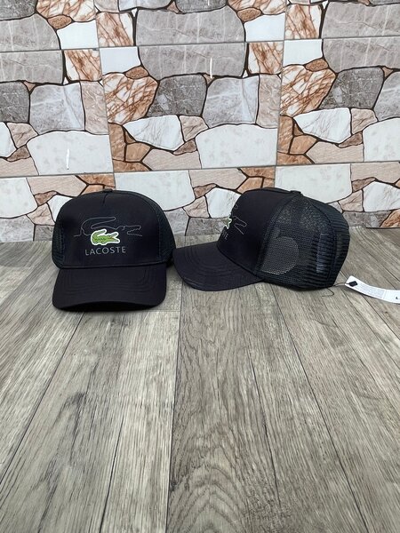 Casquettes Lacoste noires