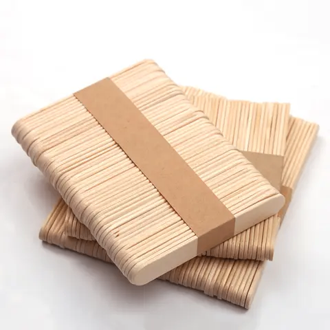 Bâtonnets en bois pour glace