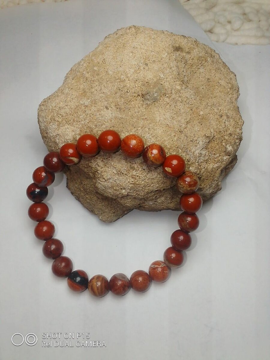 Bracelet en pierre jaspe rouge