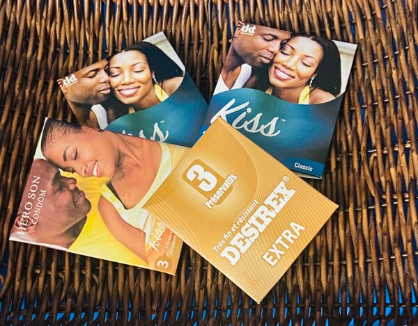 12 préservatifs (4 paquets)