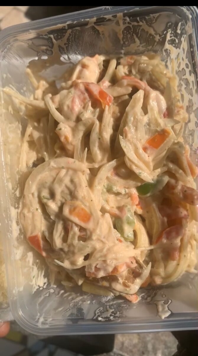 Poulet Mayo , alloco et atieke