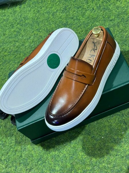 Chaussures en cuir élégantes