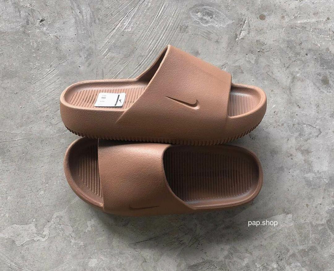 Nike slippers