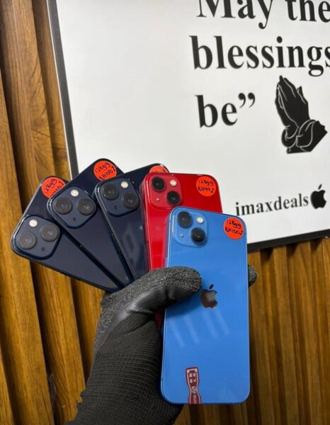 iPhone 13 128gig all colour available