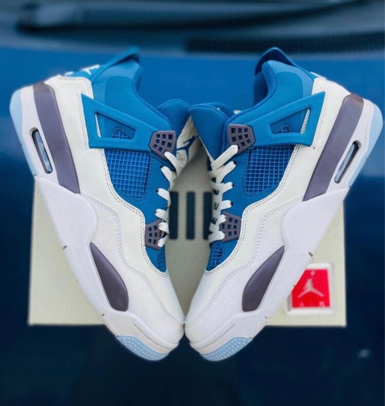 First class Jordans 4