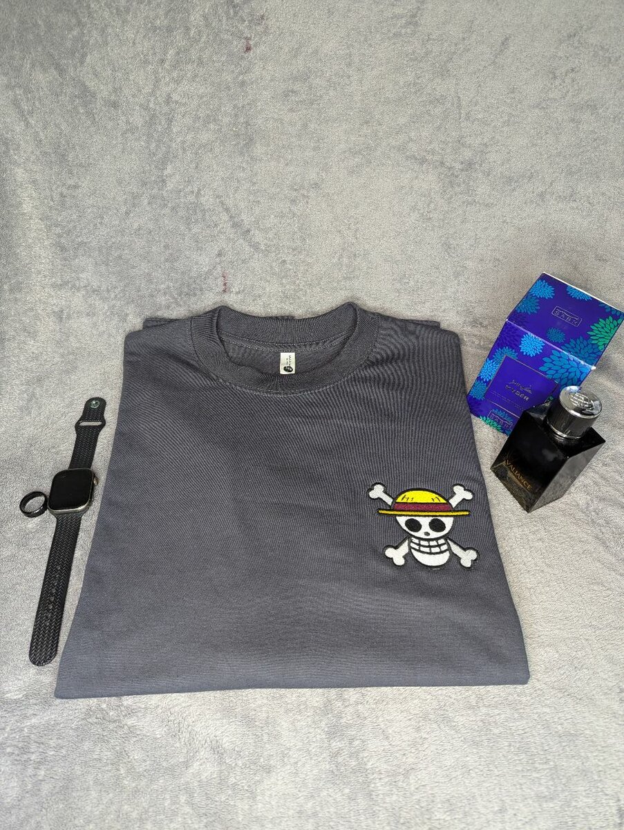 T-shirt Pirate Straw Hat