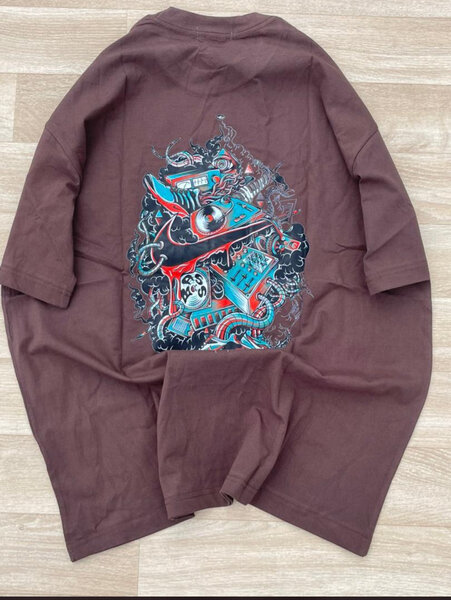 T-shirt graphique streetwear