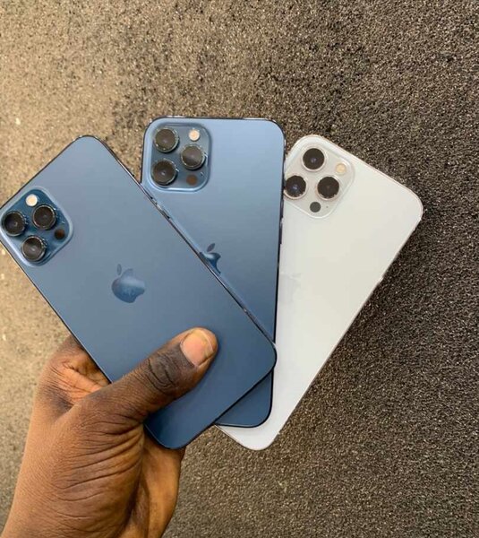 Iphone 12 pro max 256 gig