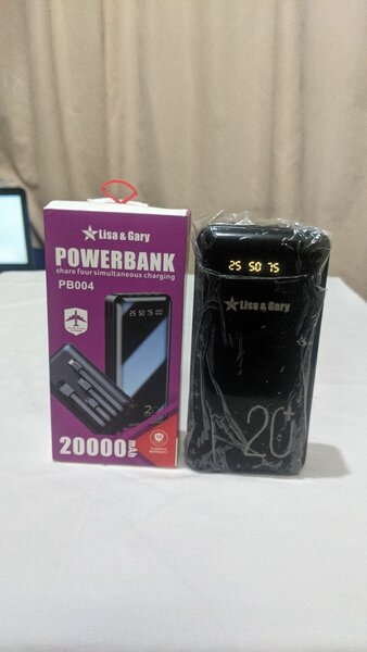 VERY PORTABLE POWER BANK LISA & GARY  20,000mAh  VERY POWERF