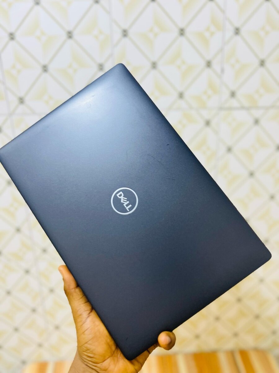 *DELL LATITUDE 5400*