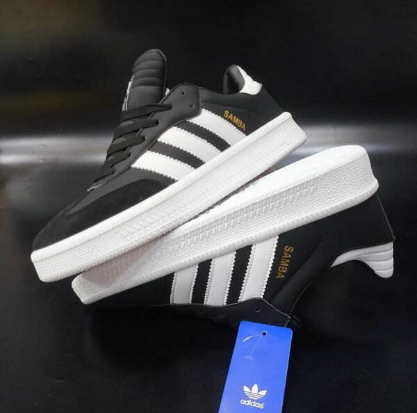 Chaussures Adidas Samba Noires