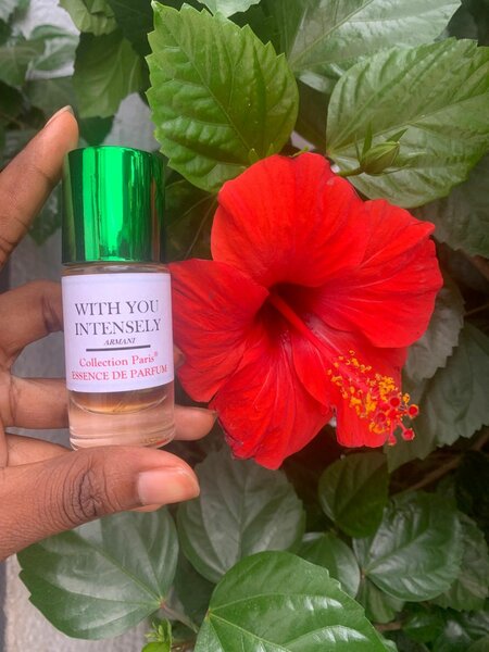 Essence de parfum non diluée