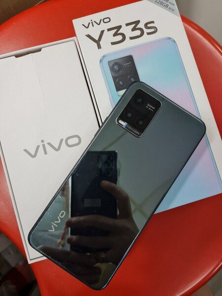 VIVO Y 33 S