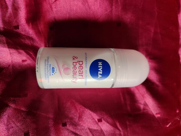 Déodorant Nivea Pearl and beauty