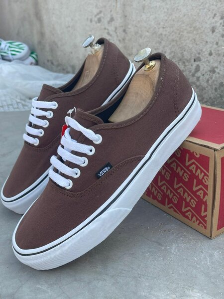 Chaussures Vans marron classique