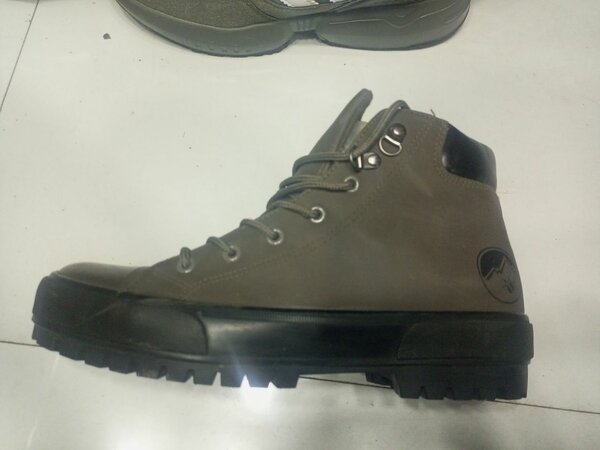 Boot and short boots