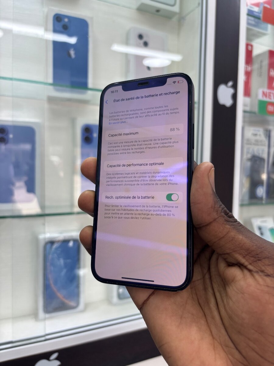 iPhone 12 simple 64Go