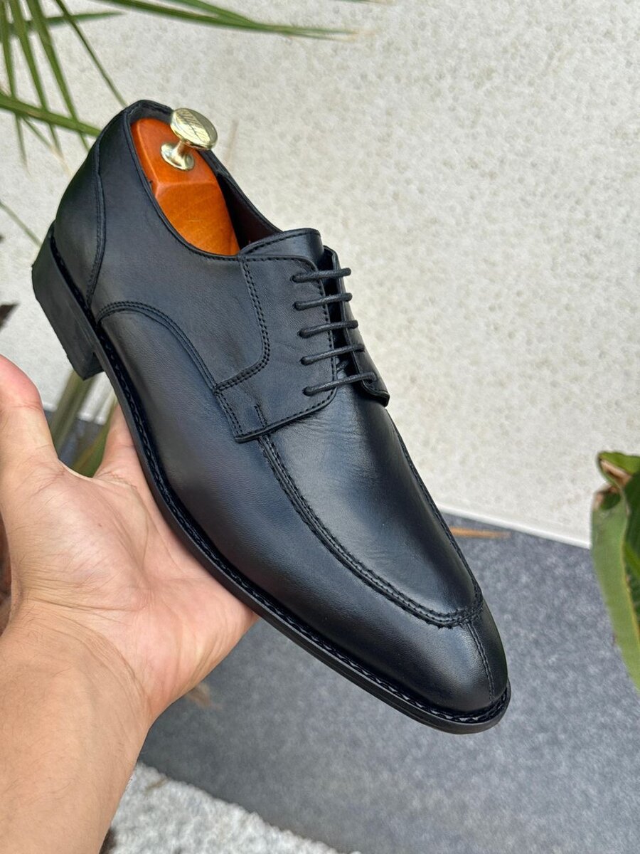 Chaussures Derby en cuir noir