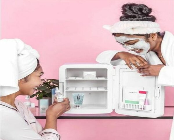 Beauty Fridge with Mirror and LED