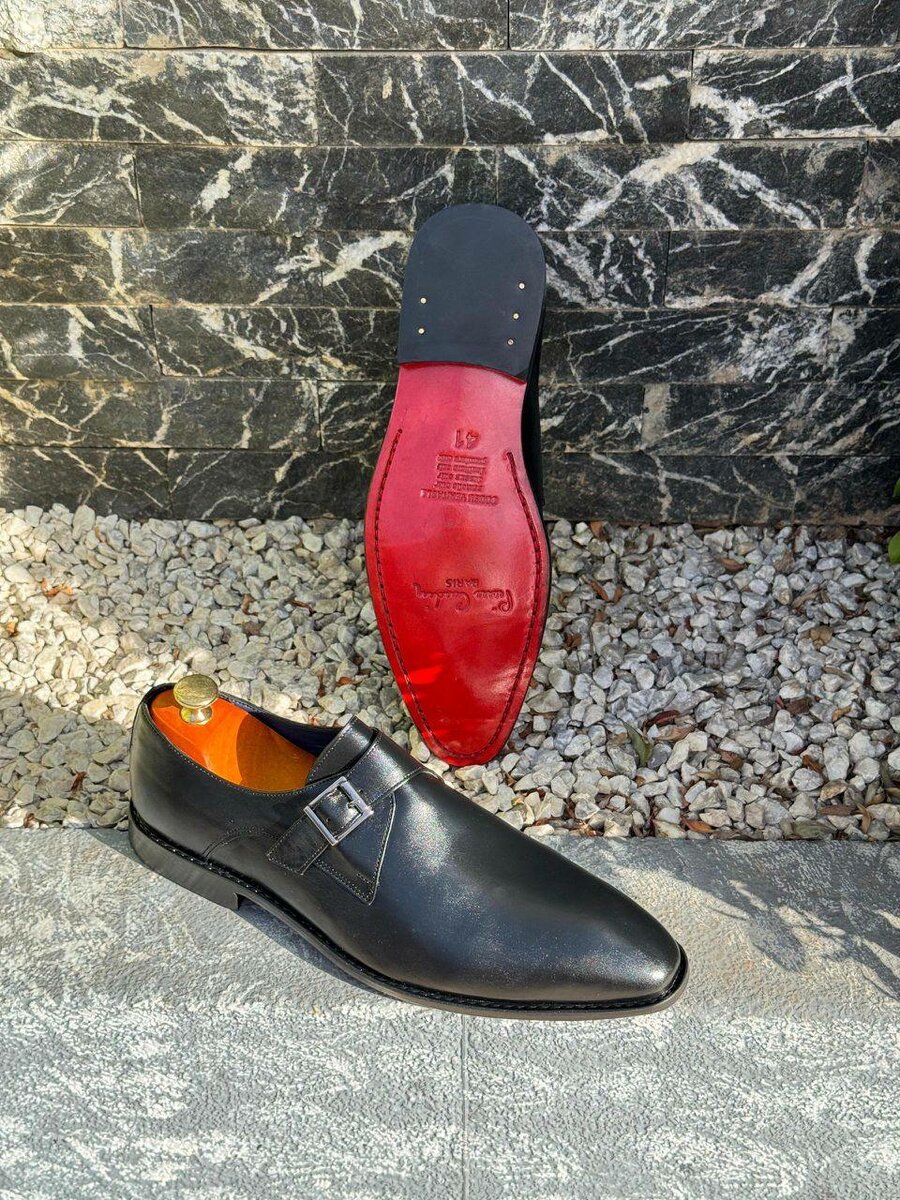 Chaussures élégantes à boucle