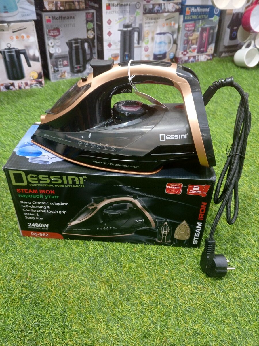 Dessini steam iron
