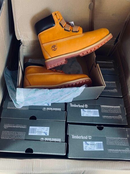 Timberland boots waterproof boxed  0976685526