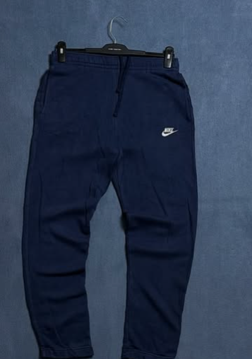 Nike sweatpants size: waist MS / length 39