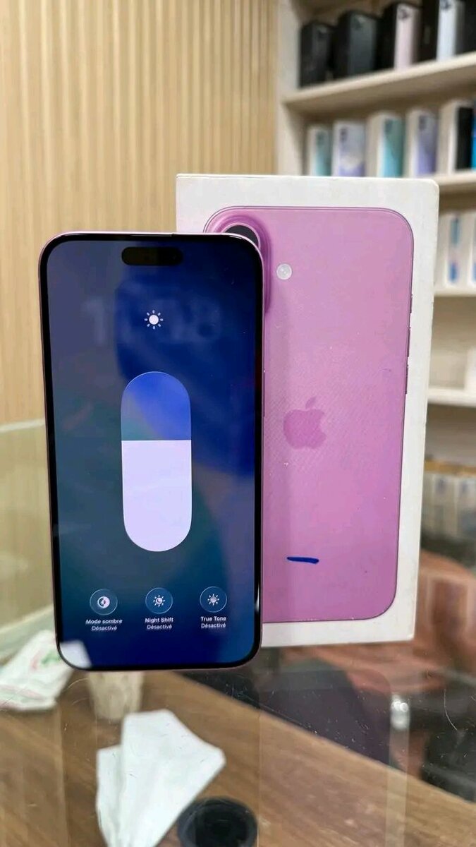 iPhone dernier modèle mauve