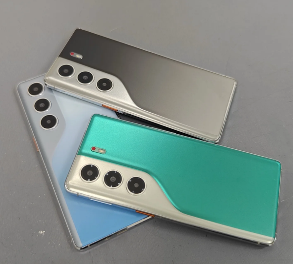 TECNO Camon 40 256GB 16GB RAM