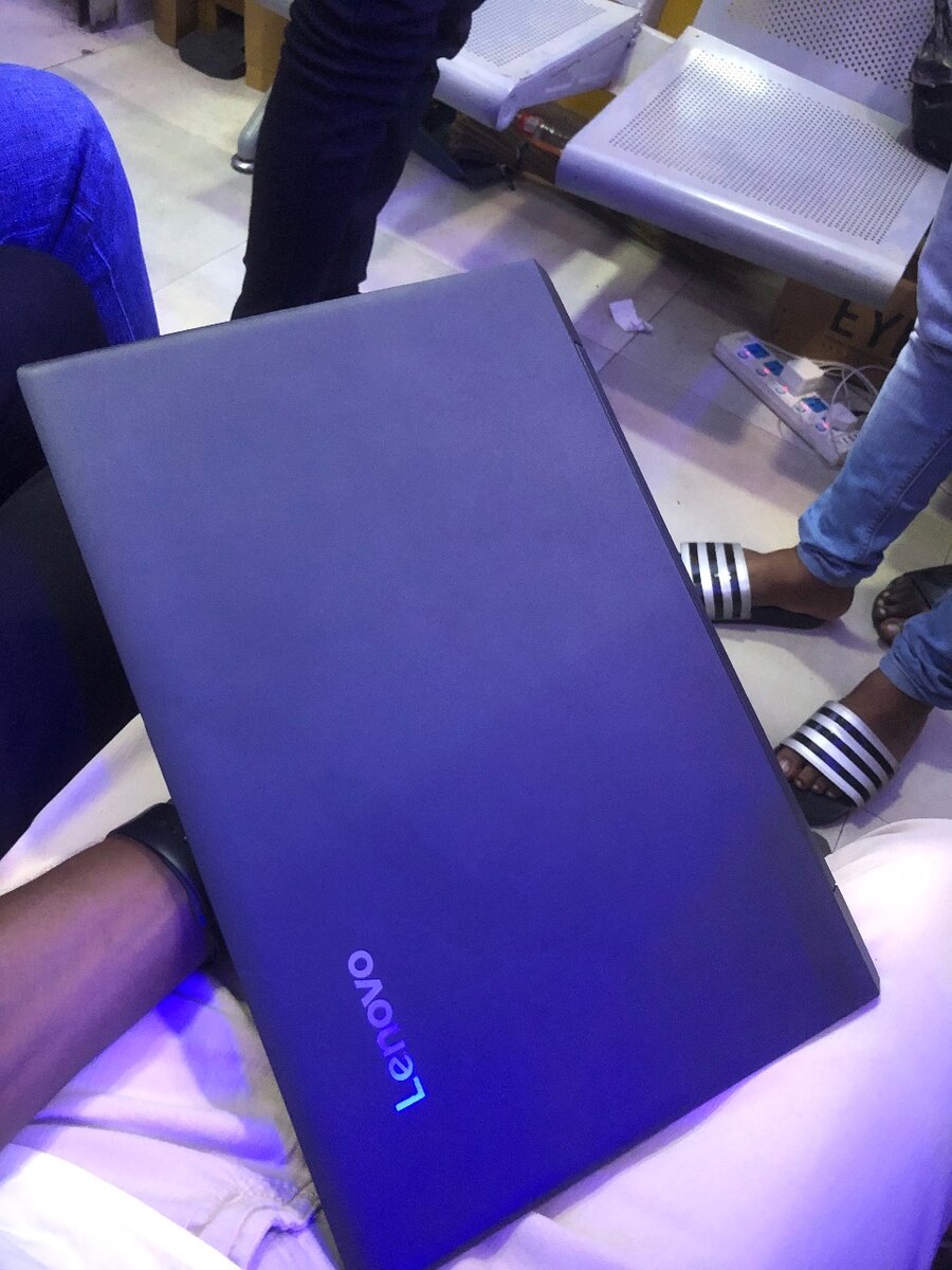 Lenovo V110 6GB RAM 500GB HDD