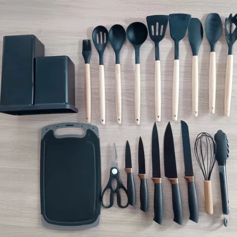 19 - Pieces Non-stick Silicone Kitchenware Utensils Set.