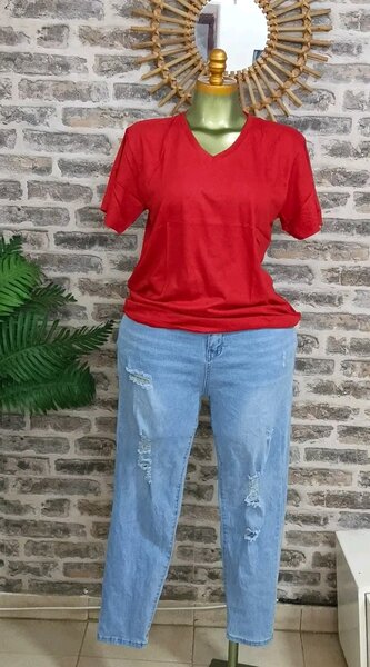 T-shirt rouge décontracté