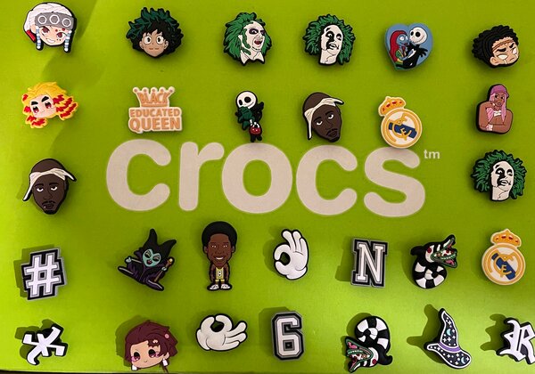 Lot de pins pour Crocs