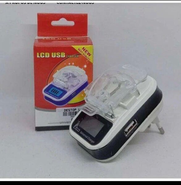 Chargeur Universel USB LCD