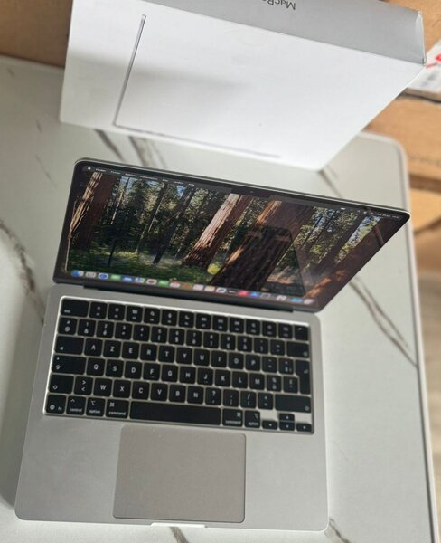 macbook air m4 2025