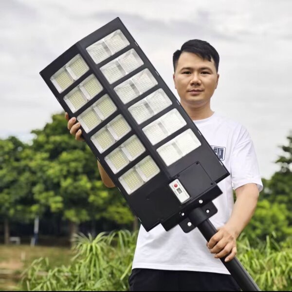 Lampadaire solaire 3000Watt