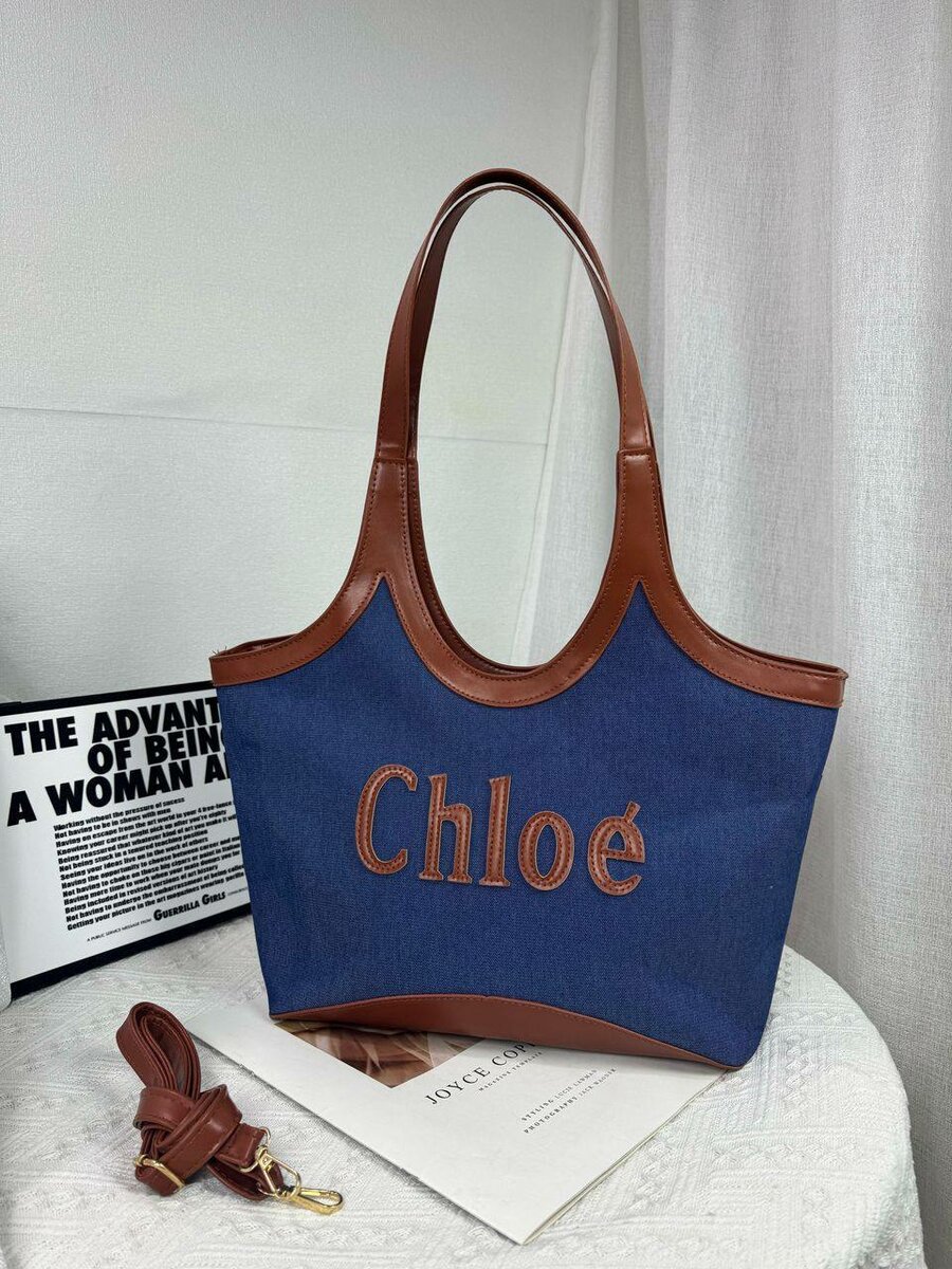 Chloé format 38cm