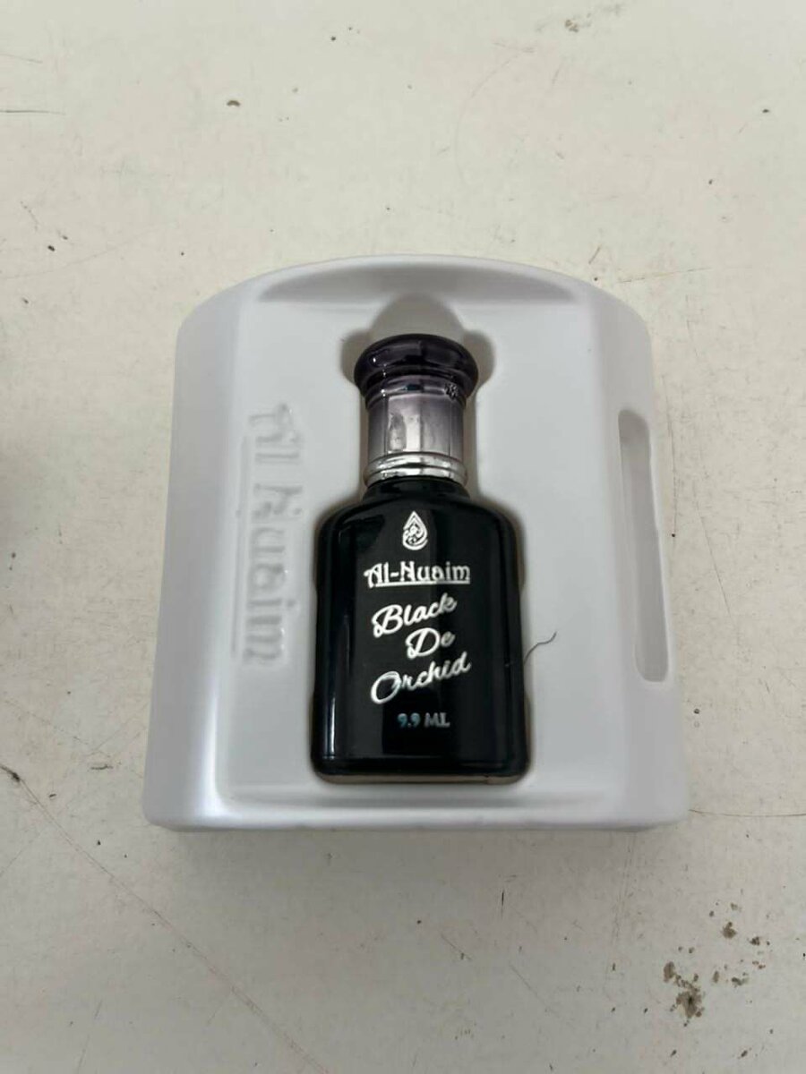 Al-Nuaim black  de orchid attar roll on