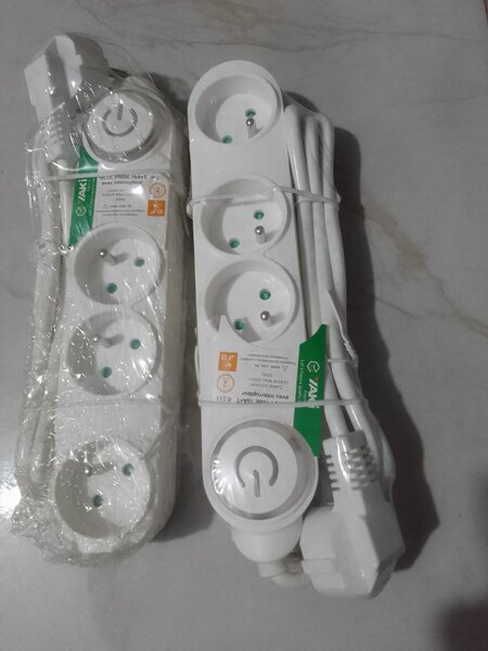 Multiprise électrique 3 prises