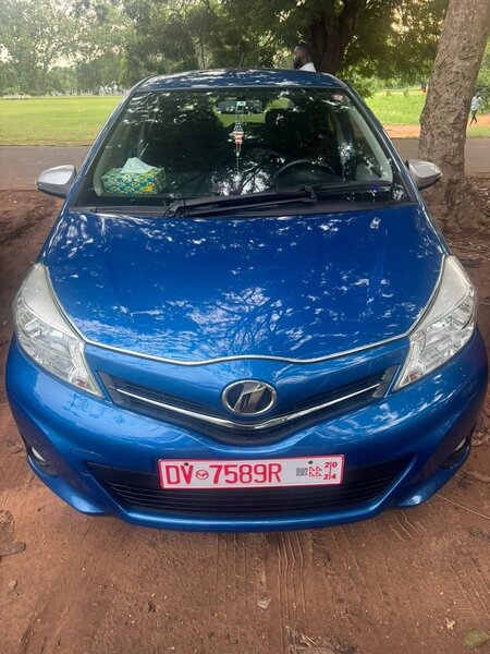2010/2012/2014 Toyota Vitz for sale