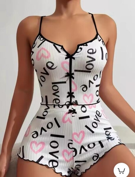 Pyjama Femme Motif Coeur et Papillon
