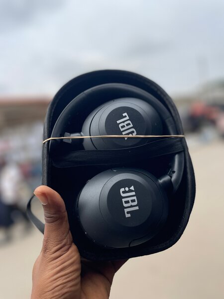 JBL Wireless Headphones