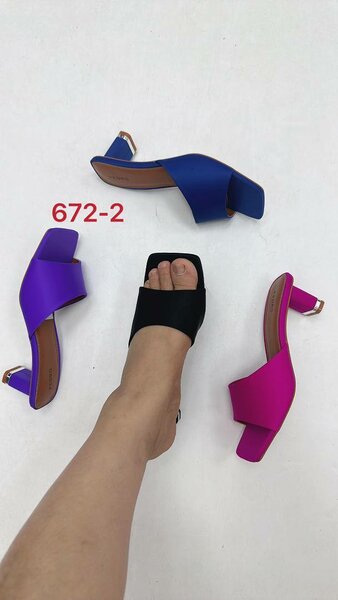 Sandales à talons colorées