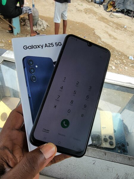 Samsung A25 5G 128gb/6gb ram