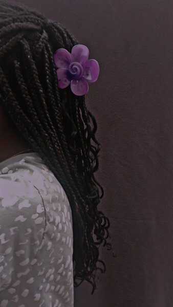 Pinces à cheveux florales colorées