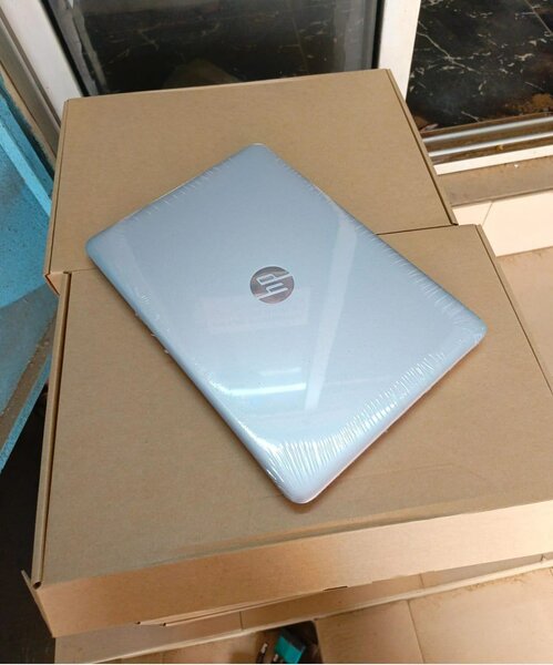 HP elitebook 840 G3 core i5