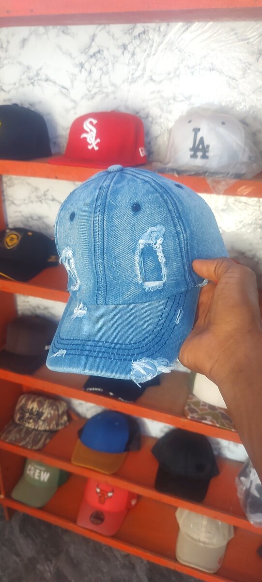 Casquettes de mode neuves